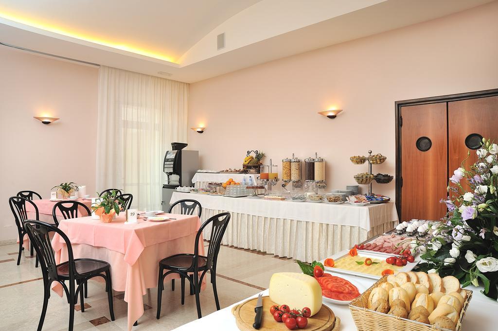 Hotel Bel Sit Senigallia Exterior foto